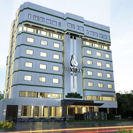 Beverly Hotel Batam Nagoya Exterior photo