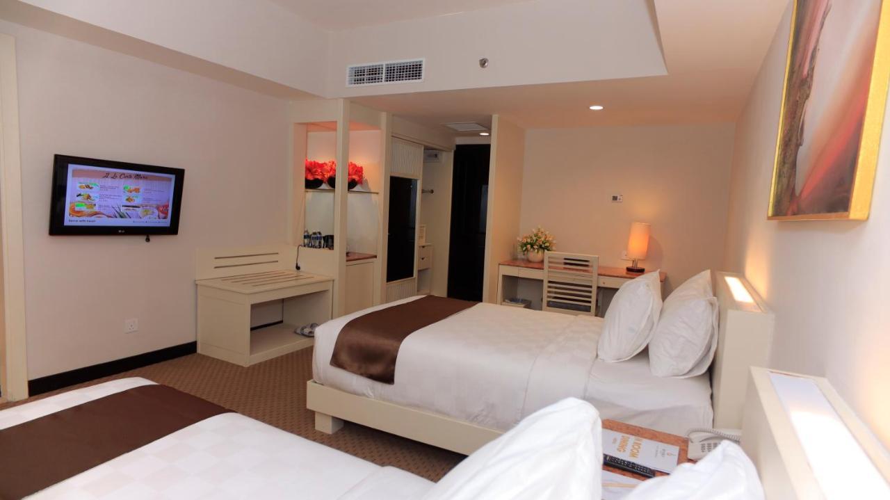 Beverly Hotel Batam Nagoya Exterior photo